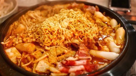 瓜仔吃泡面视频在线观看,在线观看，尽享美味瞬间