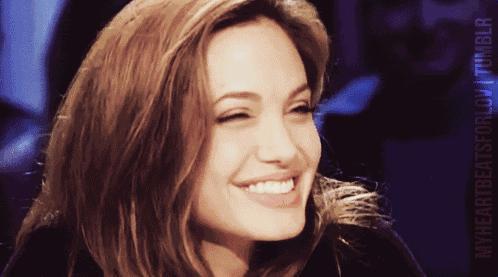 美国女星吃瓜图片高清视频,高清视频揭秘明星日常